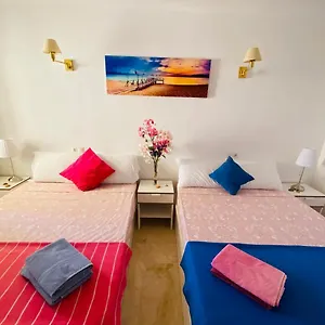 Apartamento Fresh And Modern Delux In 1 Min From The Beach!, Fuengirola